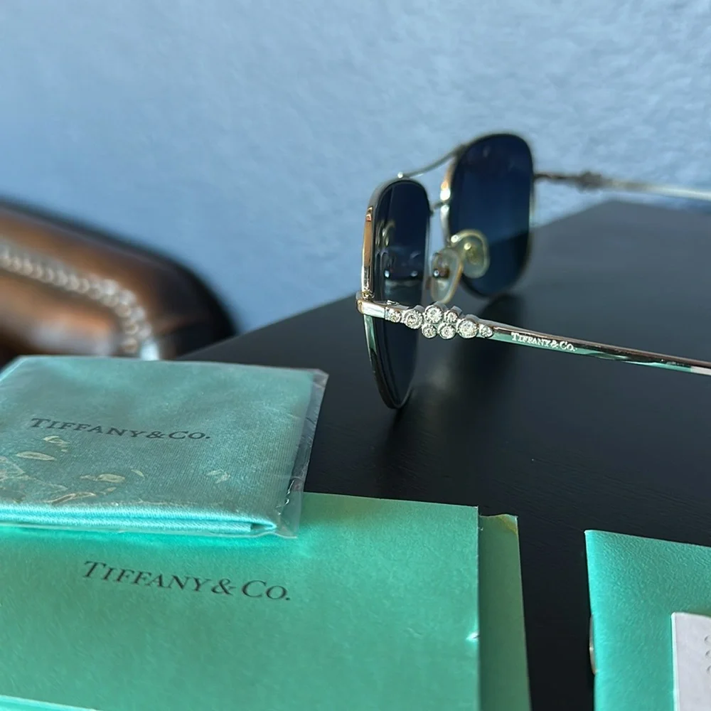Tiffany Polarized Sunglasses - Picture 4 of 7